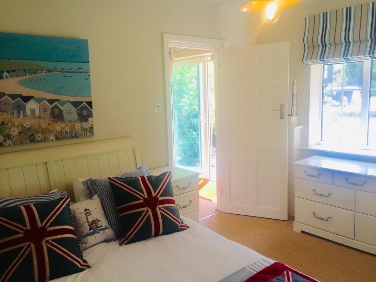 Chadham Pines Cottage Poole Eksteriør bilde
